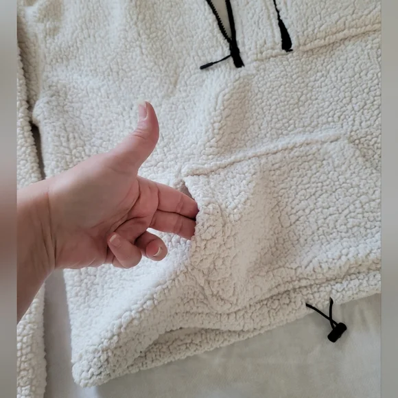 DONATED No Boundaries White Fleece Quarter Zip Shirt - Picture 2 of 8